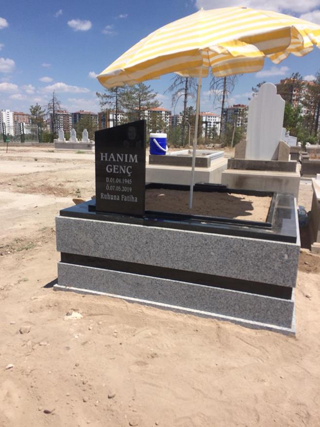 Granit Mezar